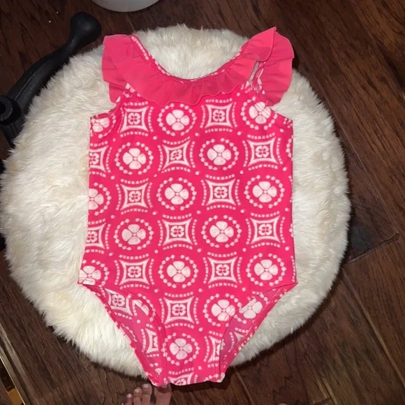 Circo pink & white ruffle one piece kids swimsuit size 18 months 18M little girl - Picture 5 of 5